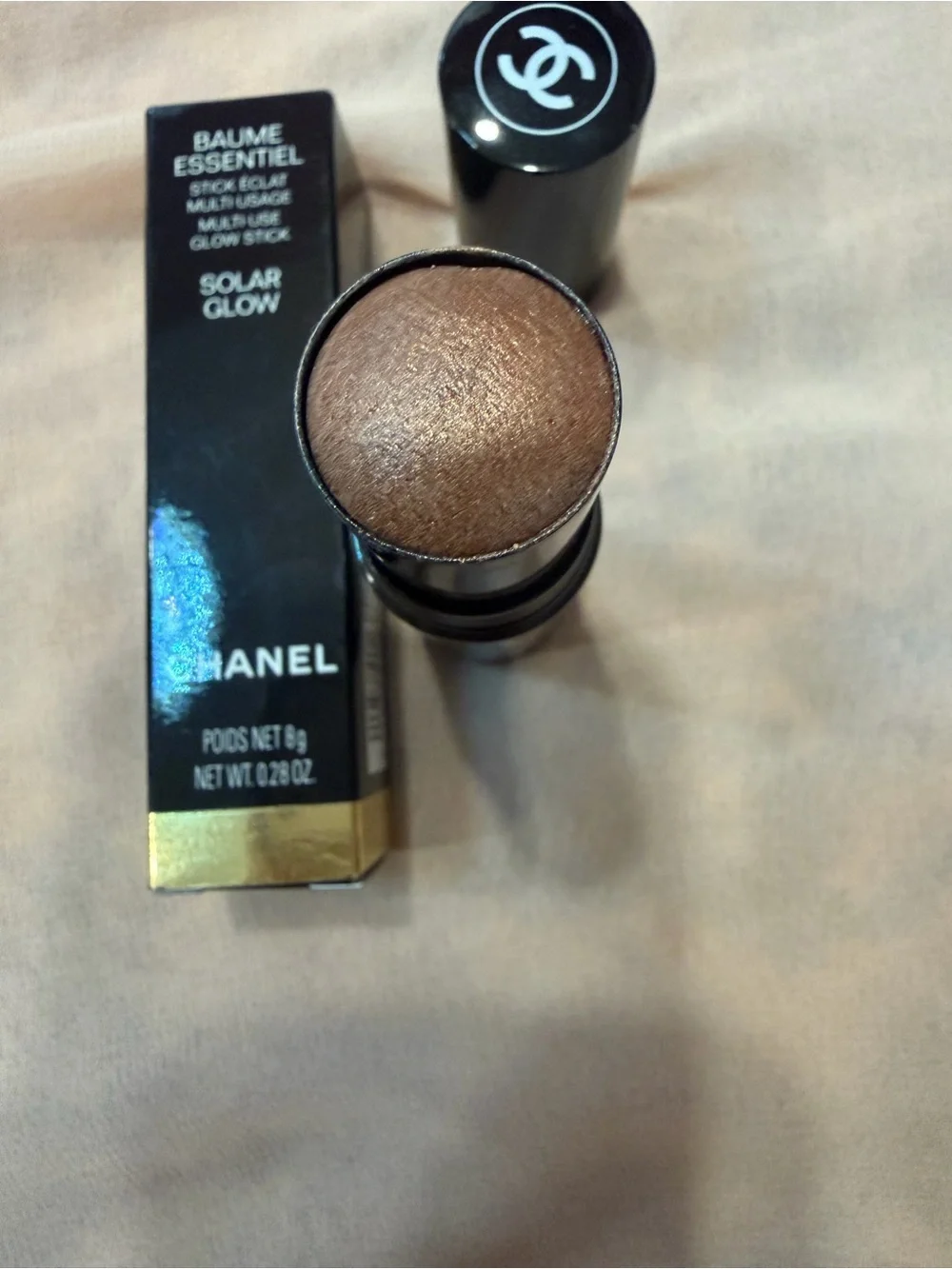 CHANEL Solar Glow Multi-Use Glow Stick - Solar Glow